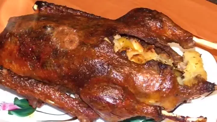 фото из интернета Запечёный гусь