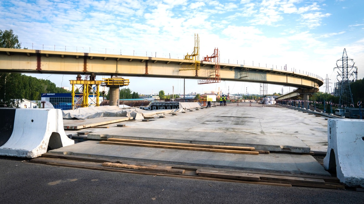    Губернатор Югры обозначил самые масштабные дорожные проекты на ближайшую трёхлетку