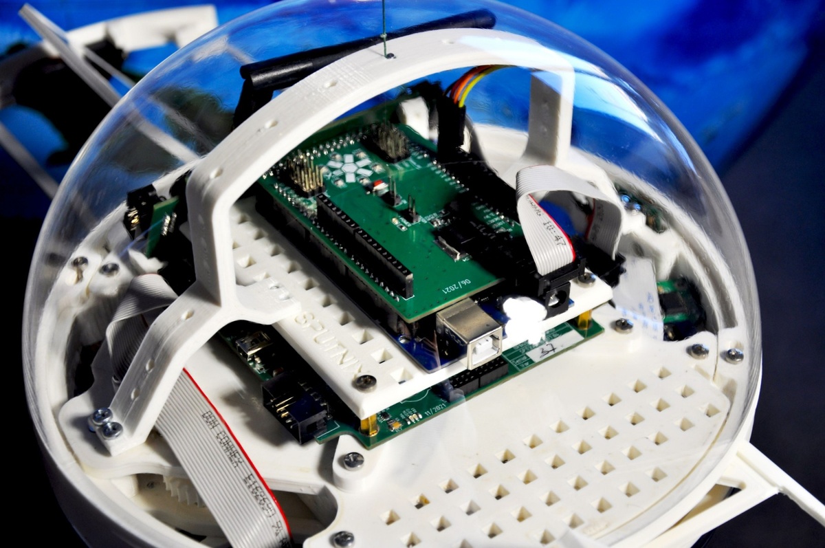 Конструктор космического аппарата "OrbiX"