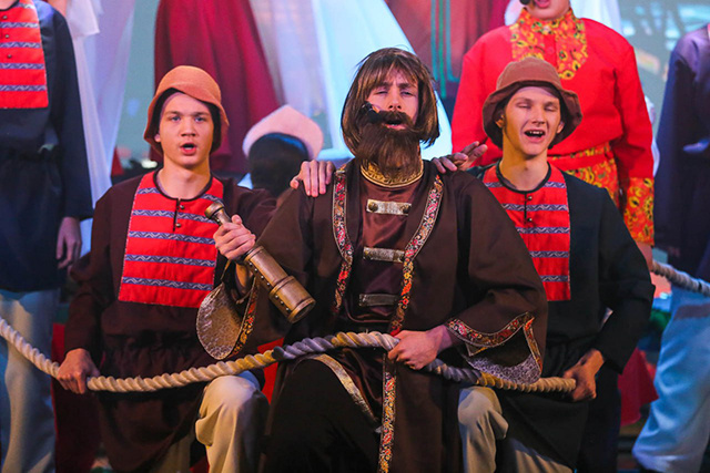 Мюзикл «Аленький цветочек» посмотрел митрополит Тверской и Кашинский. Рекомендует