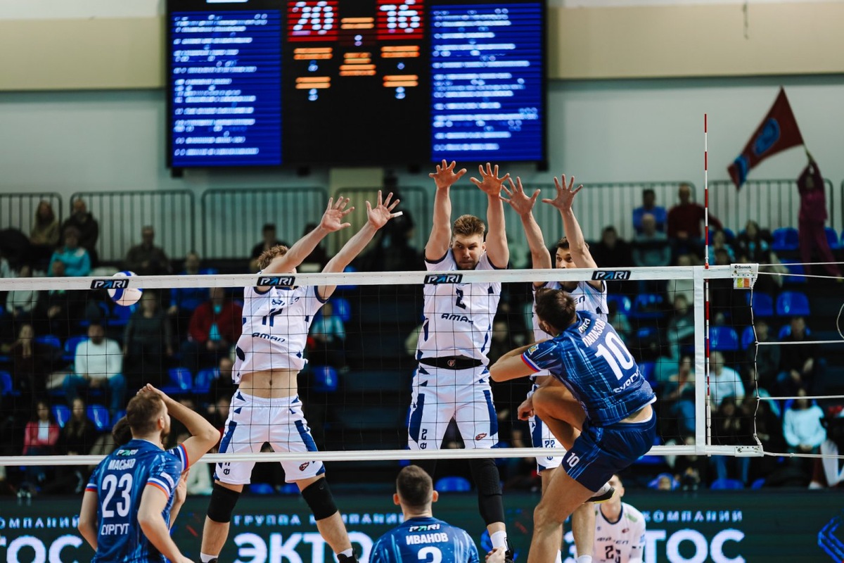    Сургутяне не устояли под мощным натиском новоуренгойского «Факела-Ямала»