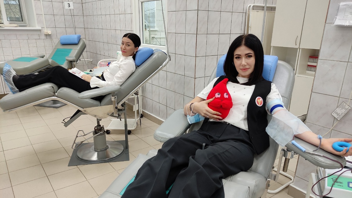    В Югре ведут особый реестр универсальных доноров крови
