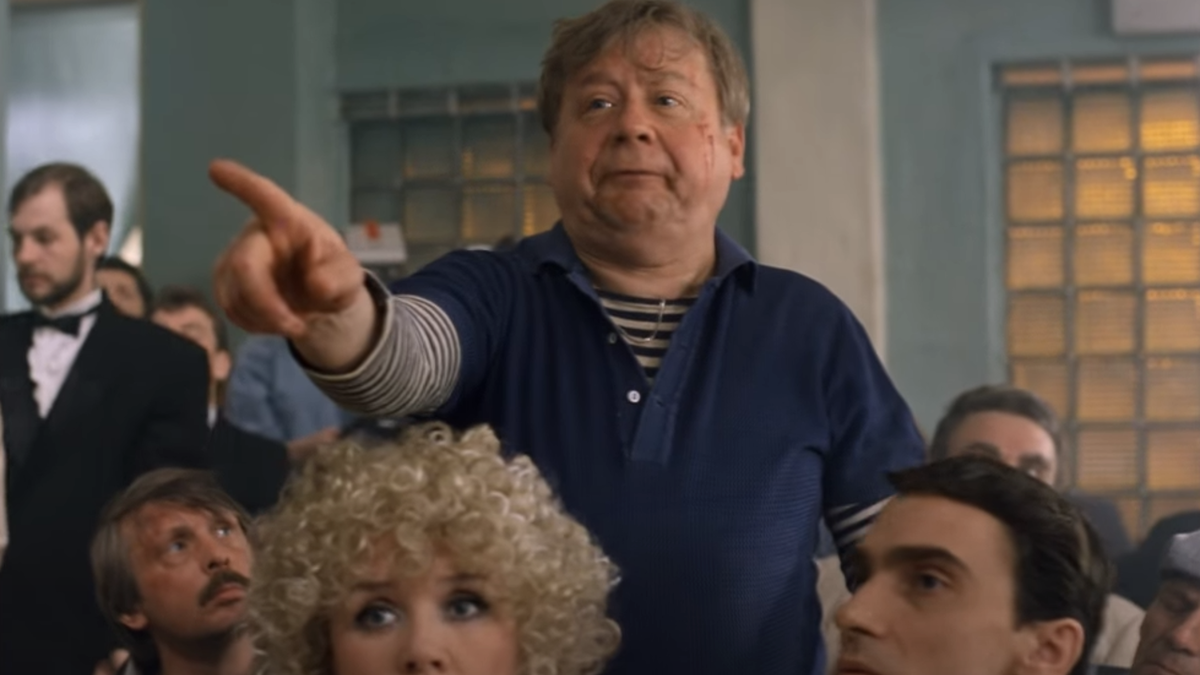 Лучше торговать деревянными членами партии ЦК КПСС в Химках, чем игровыми персонажами (камень в огород не только 1С, но и Риот) 