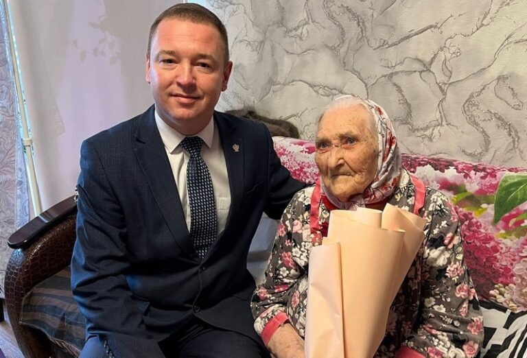    Лидия Кинельская из Бугуруслана отмечает 100-летний юбилей Марина Шарт