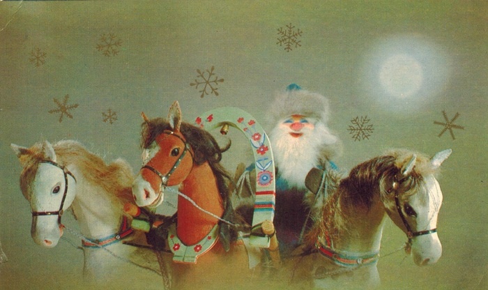    Как Сталин Деда Мороза узаконил