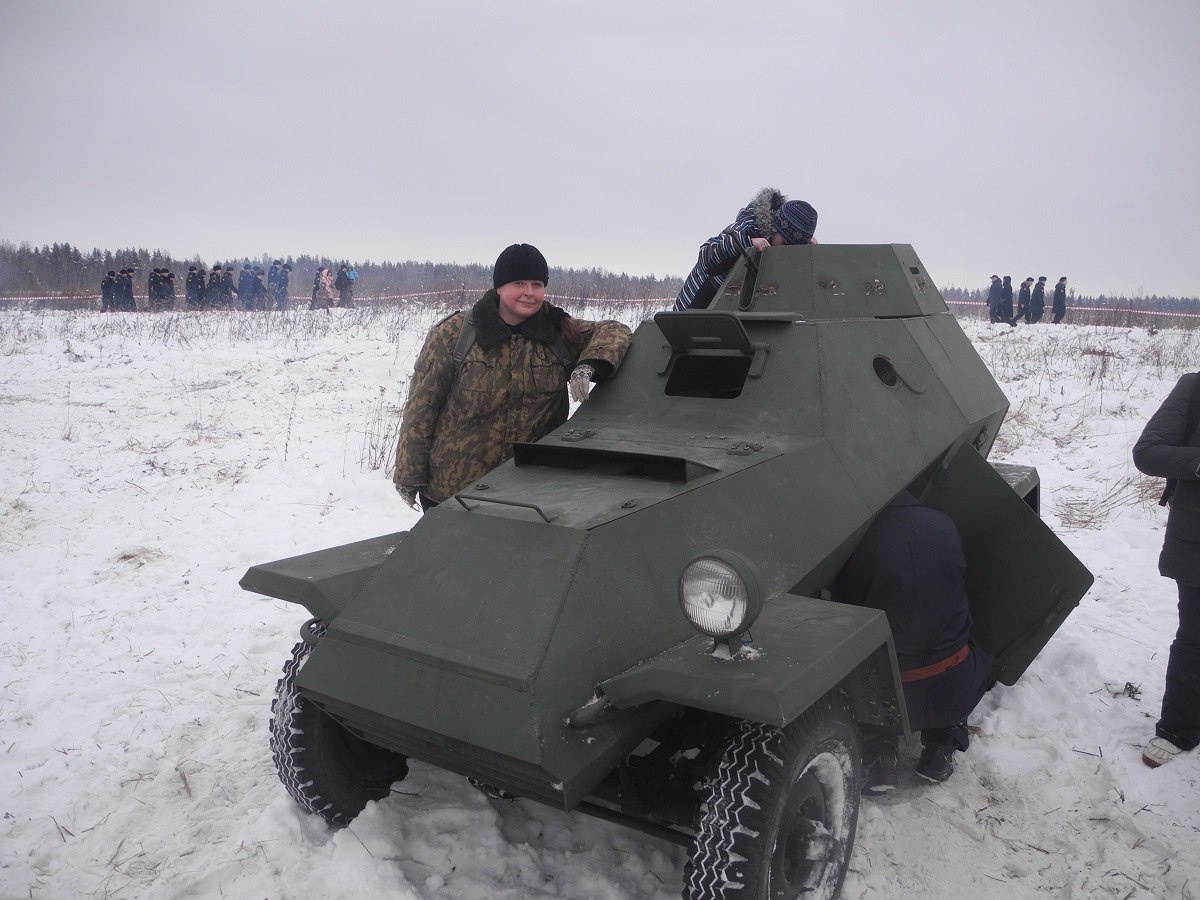 Автор и броневичок. Реконструкия прорыва блокады.