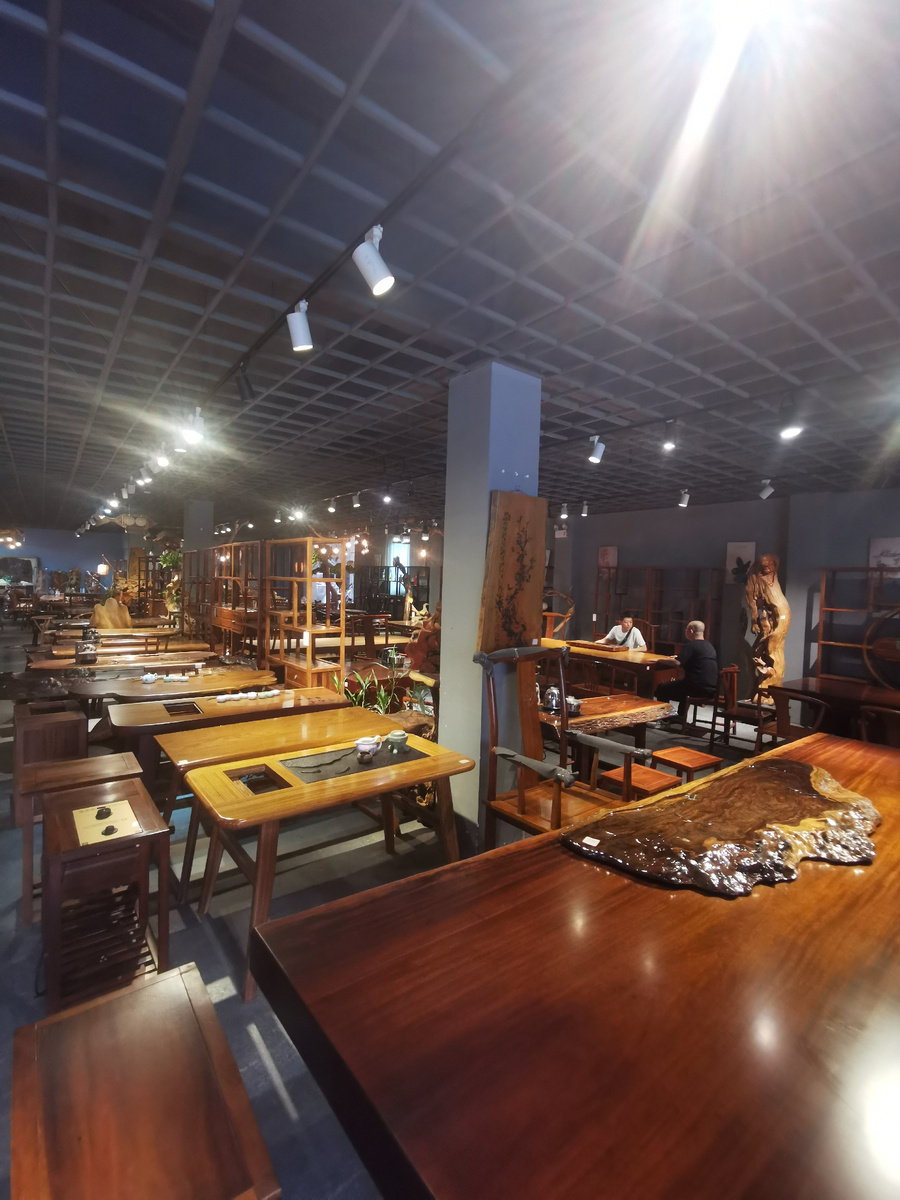 Мебельный рынок в Фошани