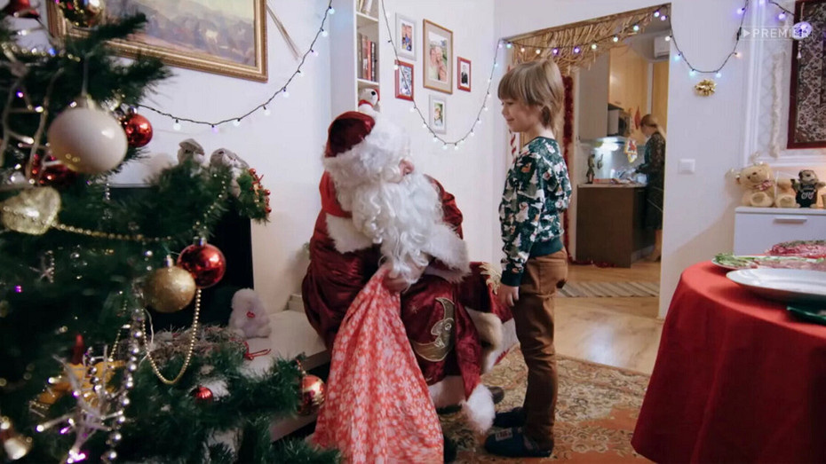     Кадр из фильма «Здравствуй, Дедушка Мороз!»