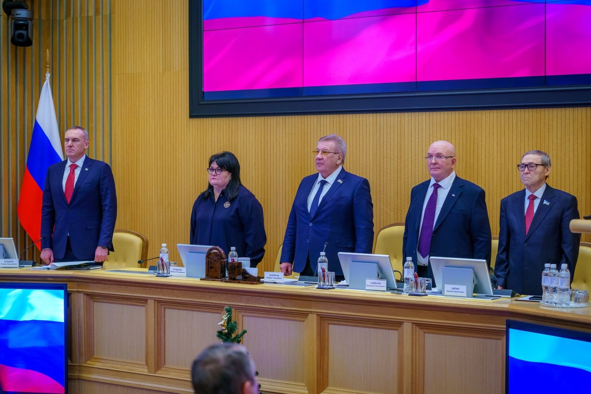    Депутаты думы Югры поддержали законодательные инициативы Руслана Кухарука