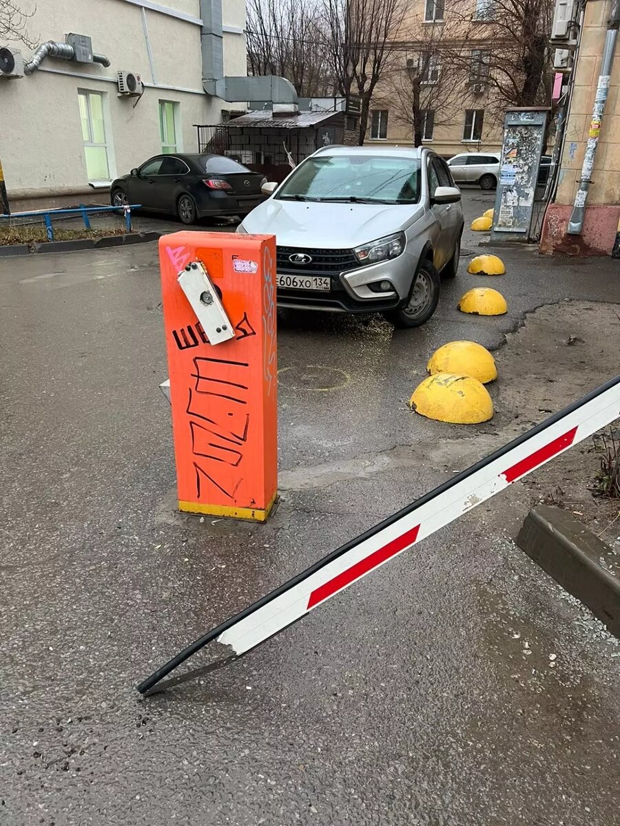     Автор: Сергей Островский