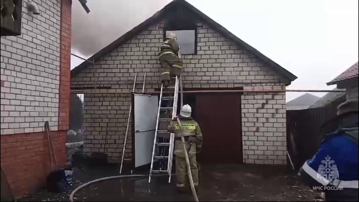    Перегруженная электросеть стала причиной пожара в Курской области