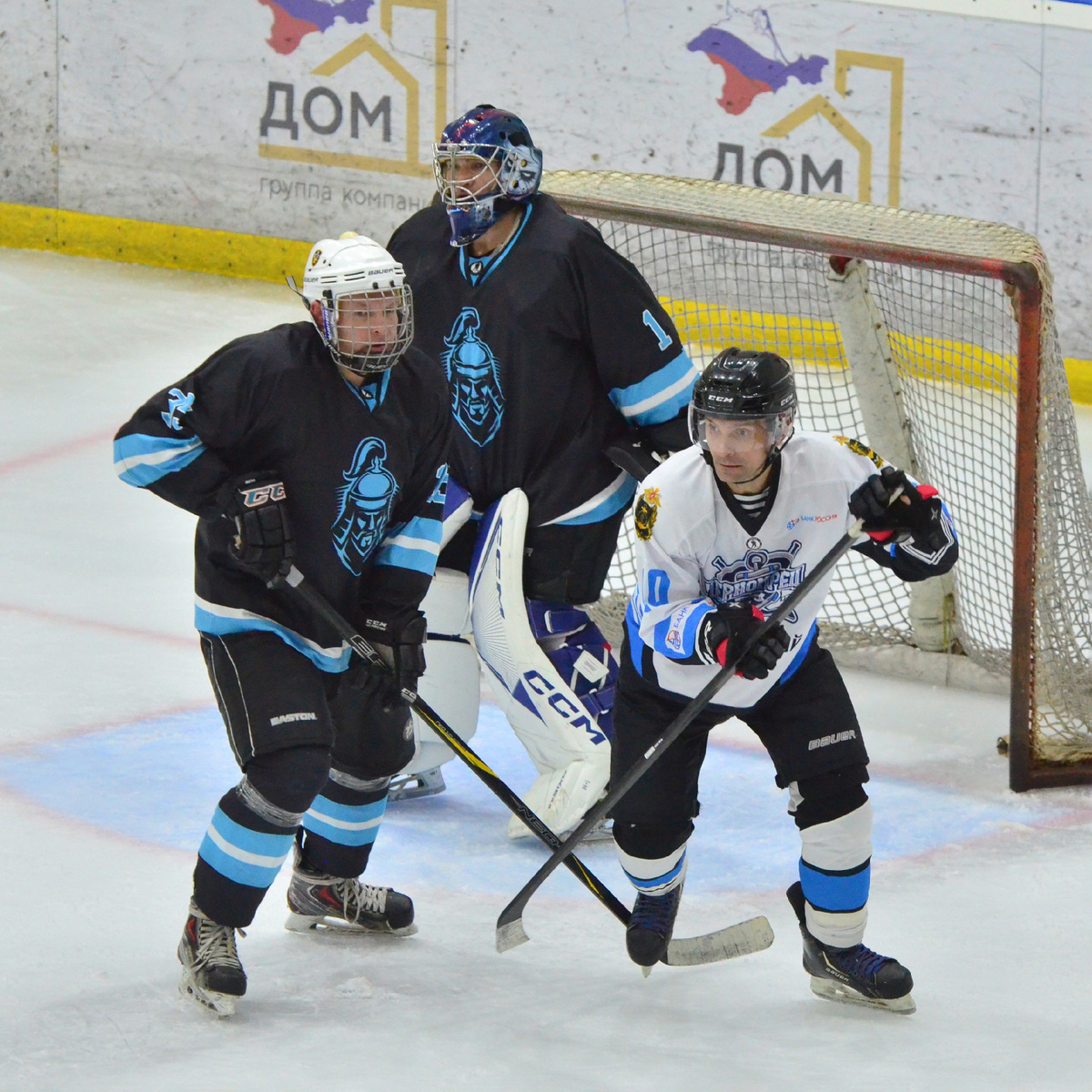 Фото: Ночная хоккейная лига/Крым/ВКонтакте