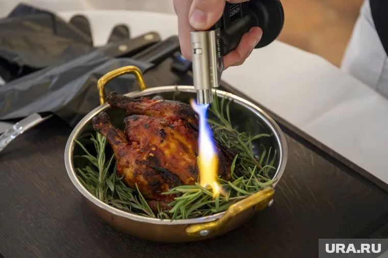 Какие блюда будут на столе у политиков Югры на Новый год
Фото: Размик Закарян © URA.RU