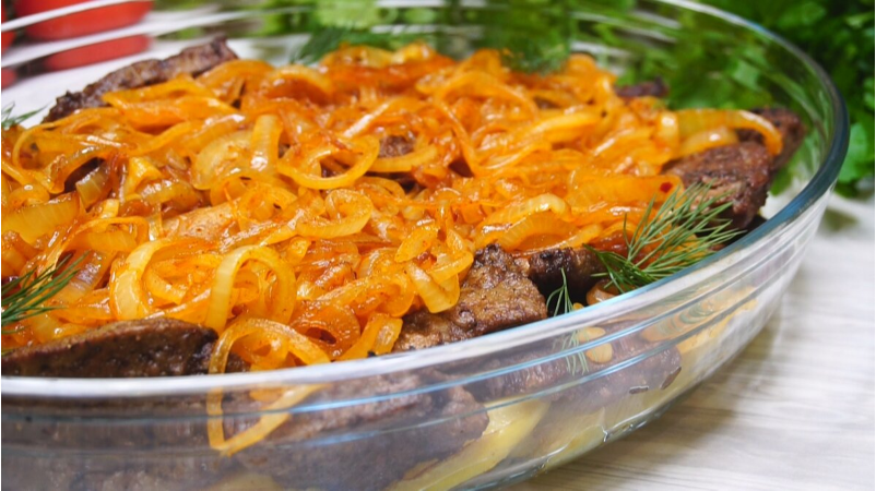 Печень по-берлински. Приготовьтесь к тому, что блюдо исчезнет со стола со скоростью света!