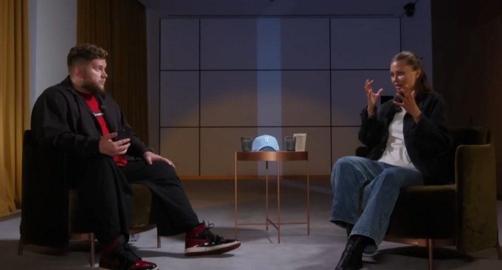    Скриншот: YouTube-канал «Респиратор Бабушкина».