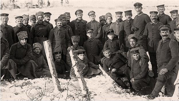 Братание немецких и русских солдат. Восточный фронт, зима 1917-1918