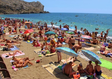    Мазутная катастрофа Анапы вызвала взрывной рост бронирования курортного Крыма