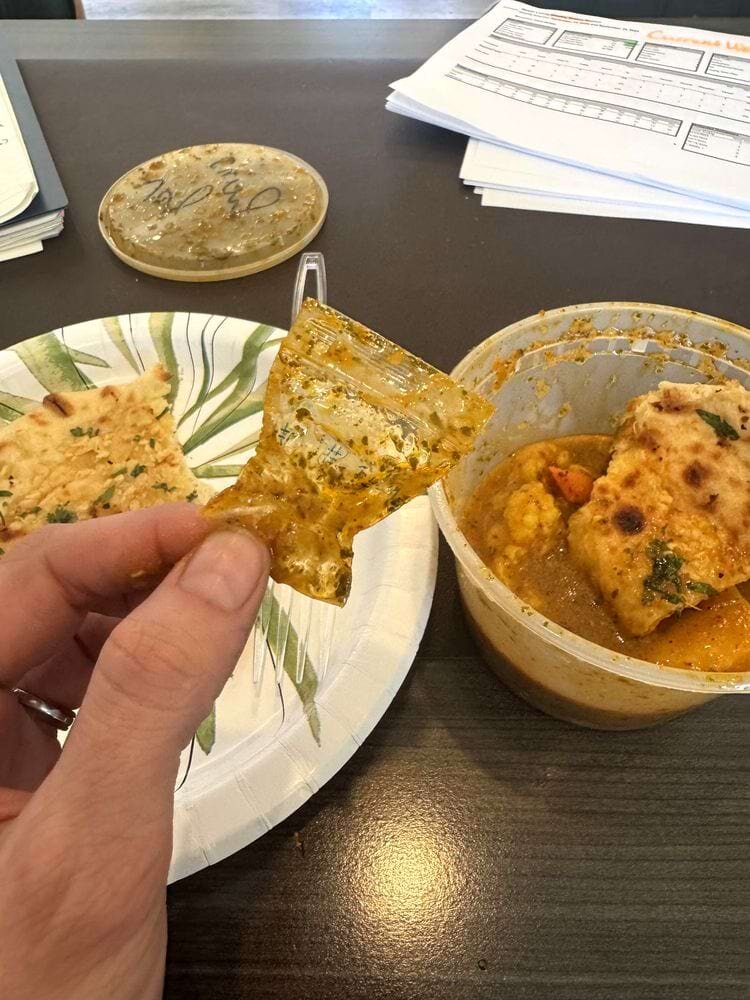 Источник: helloimcold/reddit