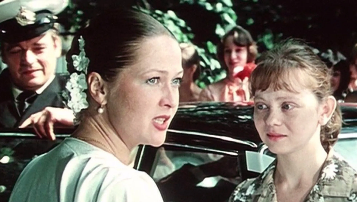 «Одиноким предоставляется общежитие», к/с «Мосфильм», 1983, реж. С. Самсонов