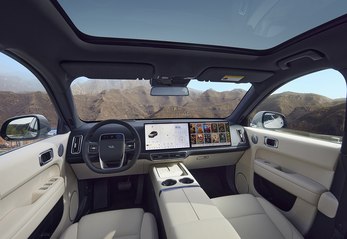 Салон LiXiang L6. Фото: Li Auto