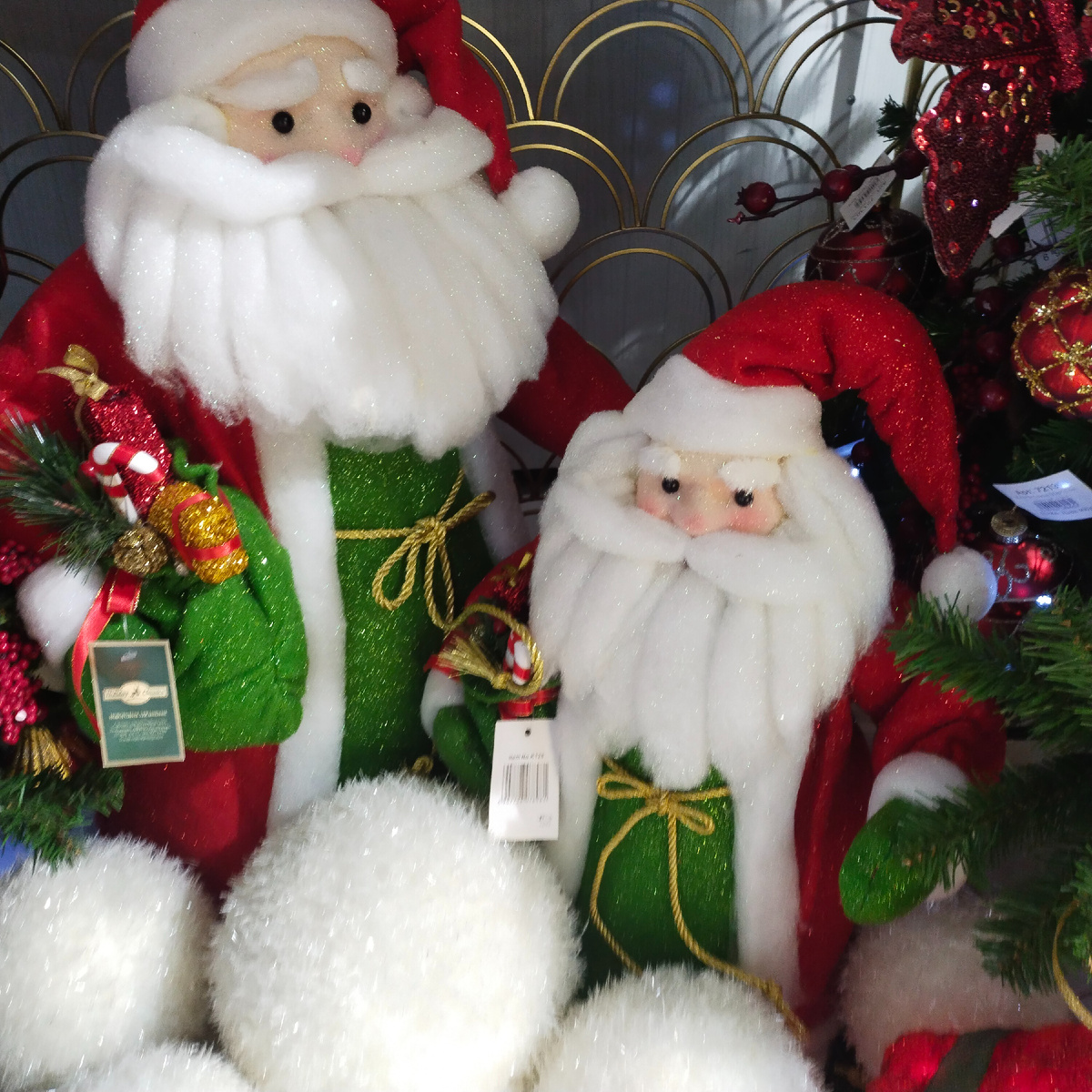 Волшебные Деды Морозы. Фото автора канала