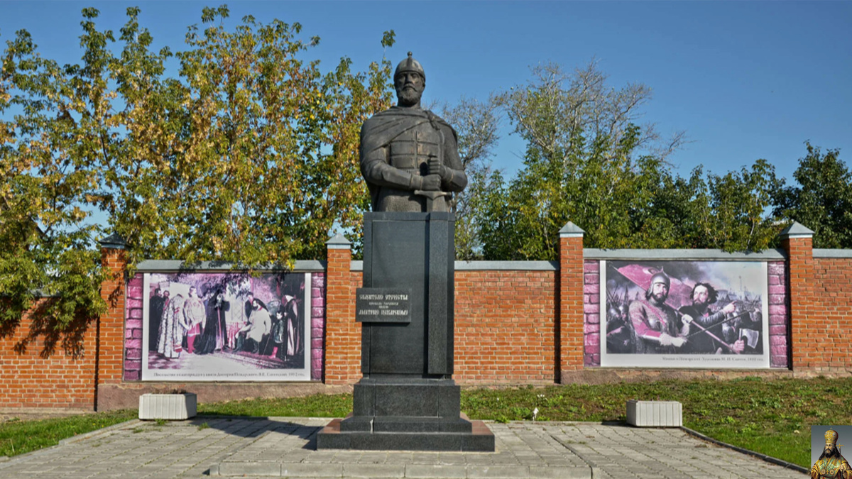 Памятник-бюст Д. М. Пожарскому в Зарайске.