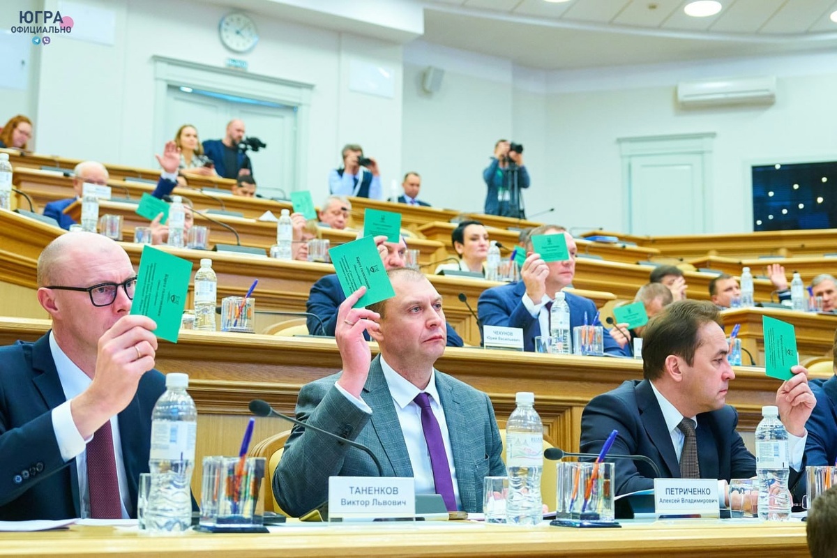    Правительство Югры в целях перезагрузки работы с муниципалитетами будет проводить выездные заседания