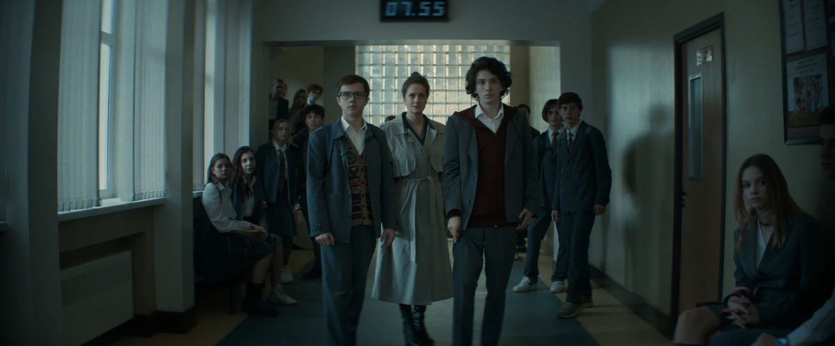     Кадр из фильма «Сто лет тому вперёд» / Кинопоиск