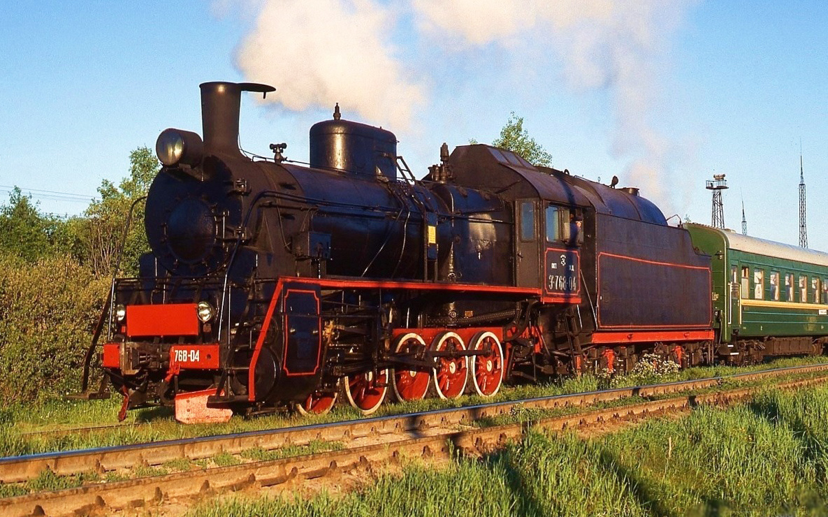 Источник Паровоз ИС.