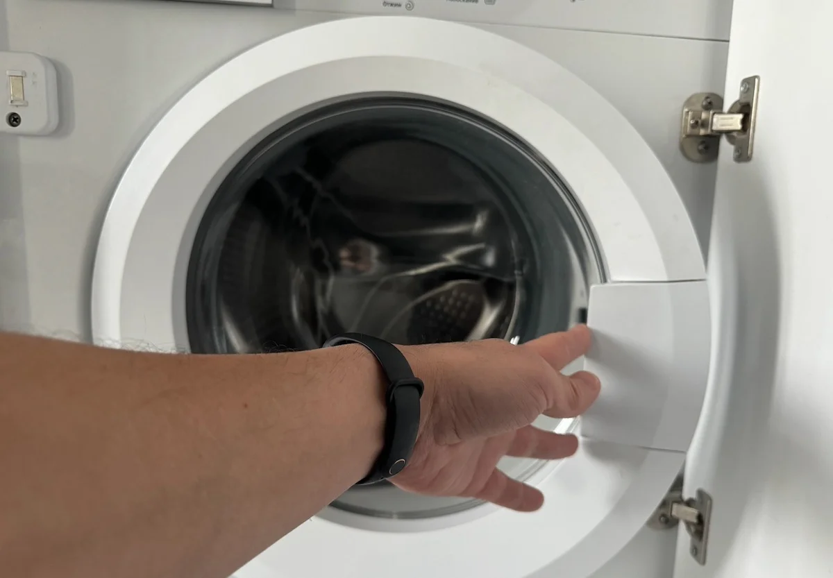 Фото с сайта: https://ufacitynews.ru/uploads/posts/2024-12/stiralnaja-mashina2_281124.webp