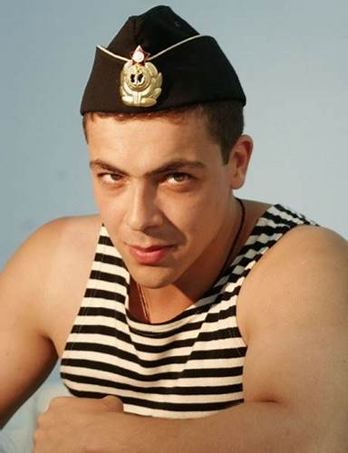 Андрей Лавров