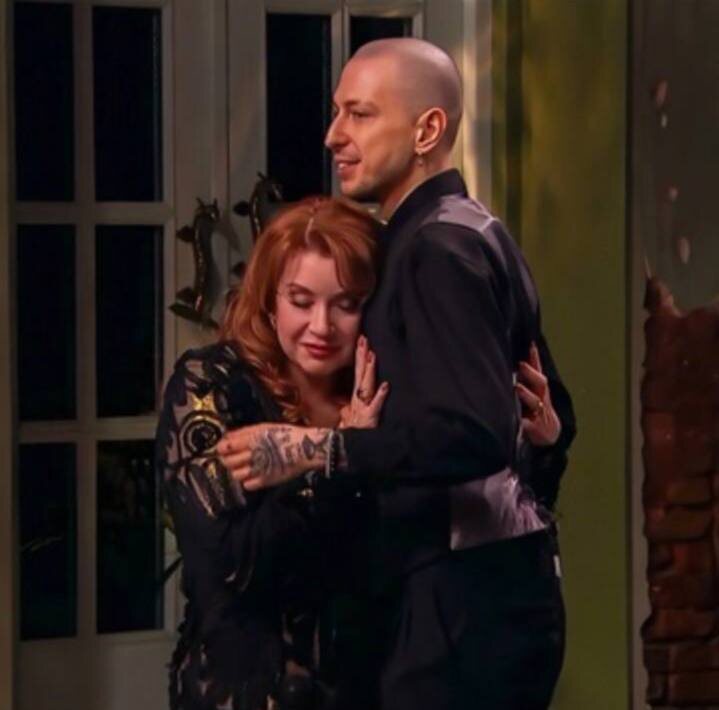 Вера Сотникова и Артем Краснов. Фото взято из телеграмм канала Тимофея Руденко. 