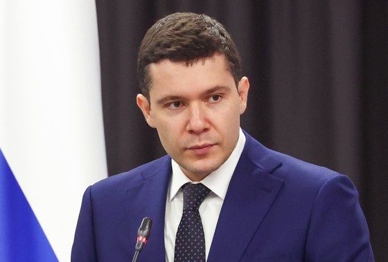    Антон Алиханов