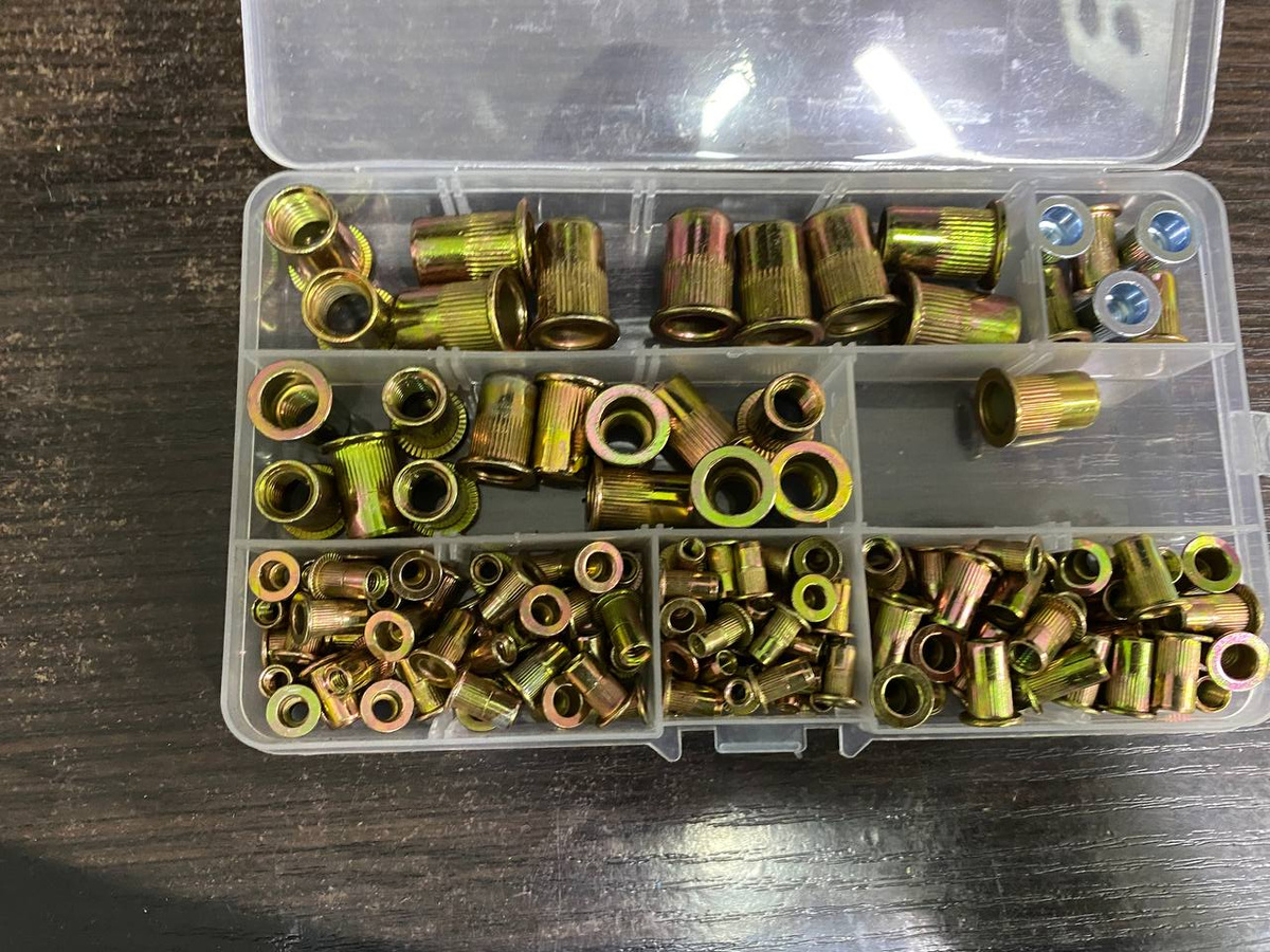 Набор заклепок от 3-12мм.