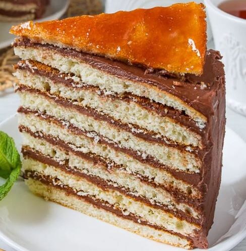 ТОРТ “ДОБОШ”