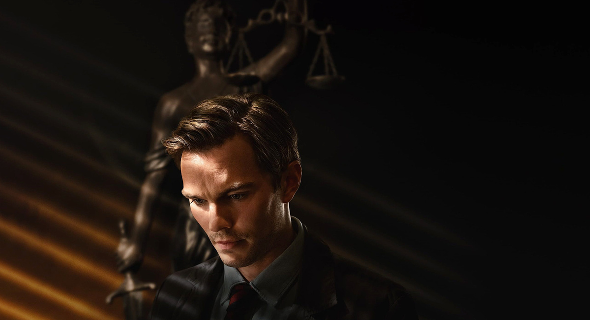 2024 год. 1 час 50 минут.КиноПоиск: 6.9. KinoOrel - 92/100. Драма, детектив. Режиссёр: Клинт Иствуд. В ролях: Николас Холт, Зои Дойч, Тони Коллет, Крис Мессина, Гэбриел Бассо, Дж К Симмонс, Кифер Сазерленд. 