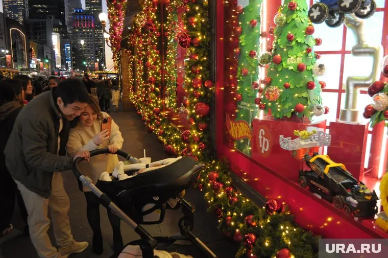 Нью-Йорк украсили к Рождеству Фото: Jimin Kim/Global Look Press