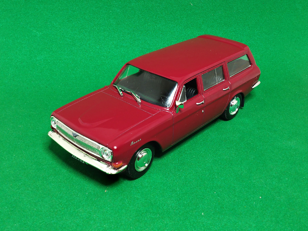 Рис. 1. Журнальная модель автомобиля ГАЗ-24-02 «Волга» от Deagostini в масштабе 1:43 до проведения работ. 