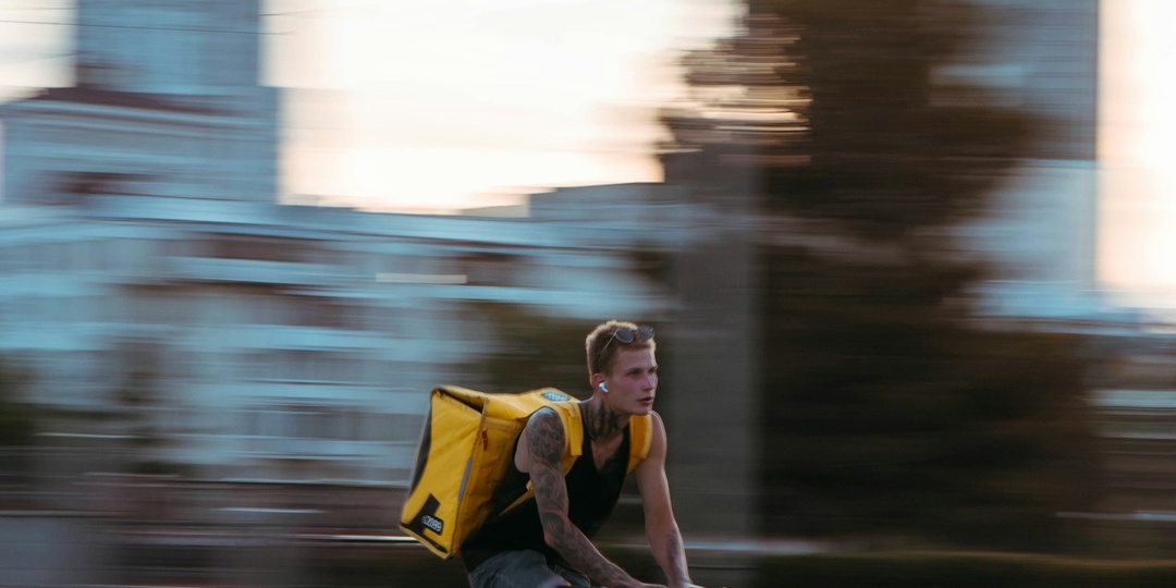 Курьерам платят больше, чем в ИТ