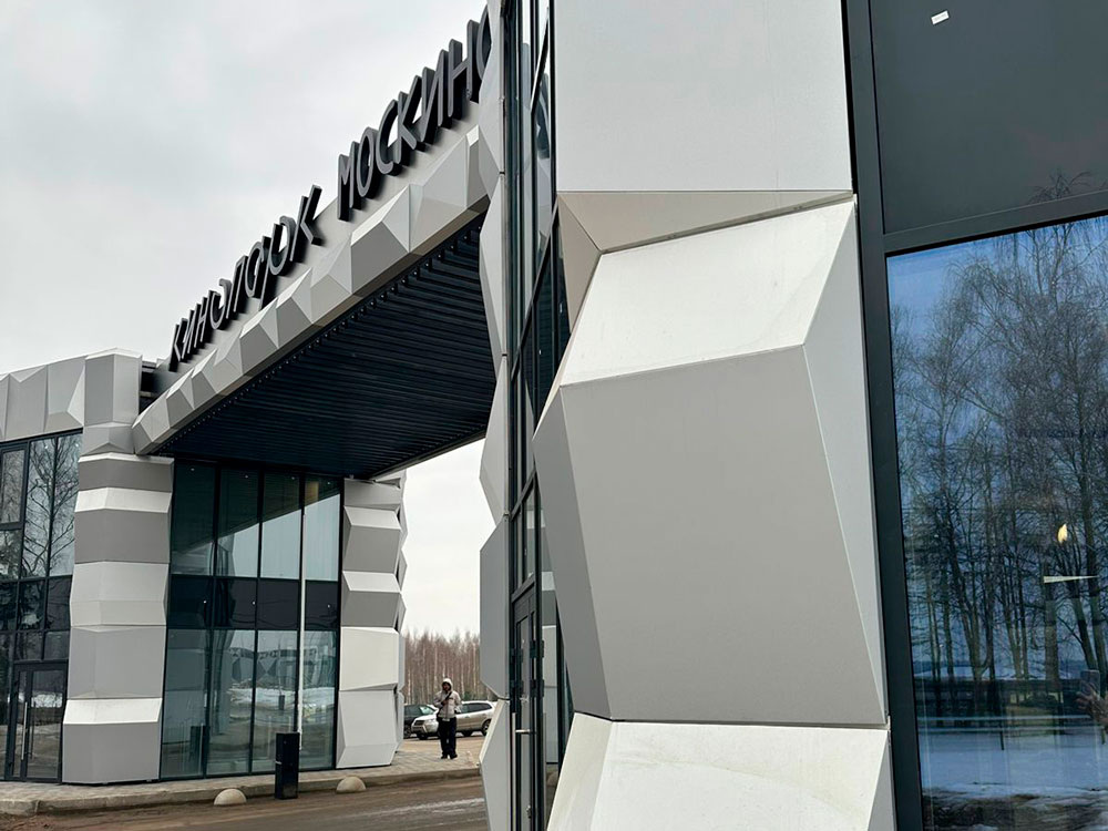 Вентилируемые фасады из композитных панелей