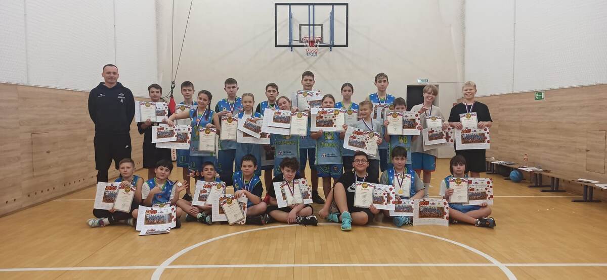 Дружный союз команд «Сириус» и «Олимпиец»