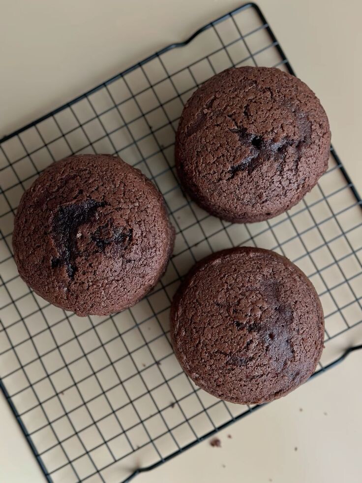 Насыщенный шоколадный бисквит