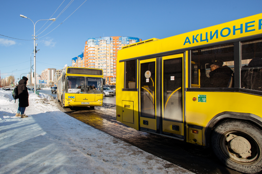    В Сургуте пассажиров перевозил пьяный водитель автобуса