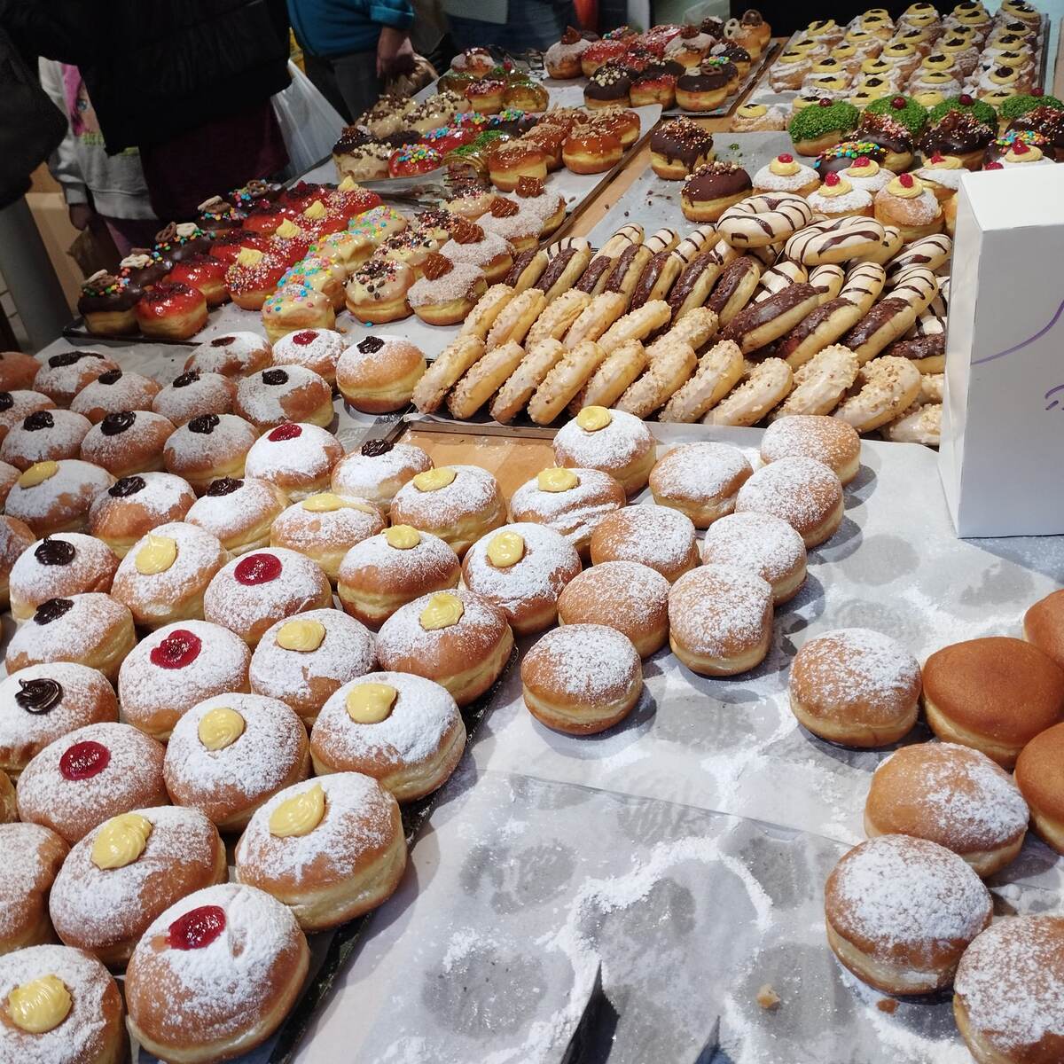 Слово "суфгания" в единственном числе можно услышать крайне редко. Потому что какой смысл в одной?!