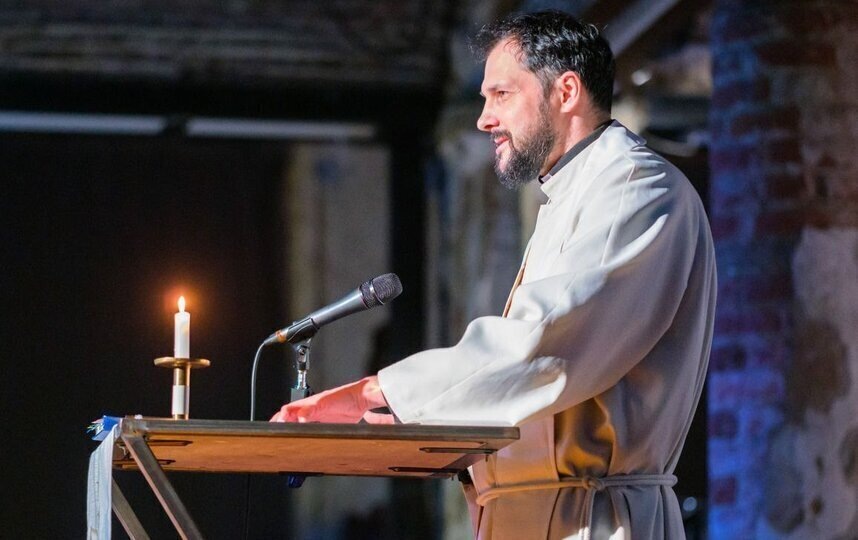    Алёна Бобрович