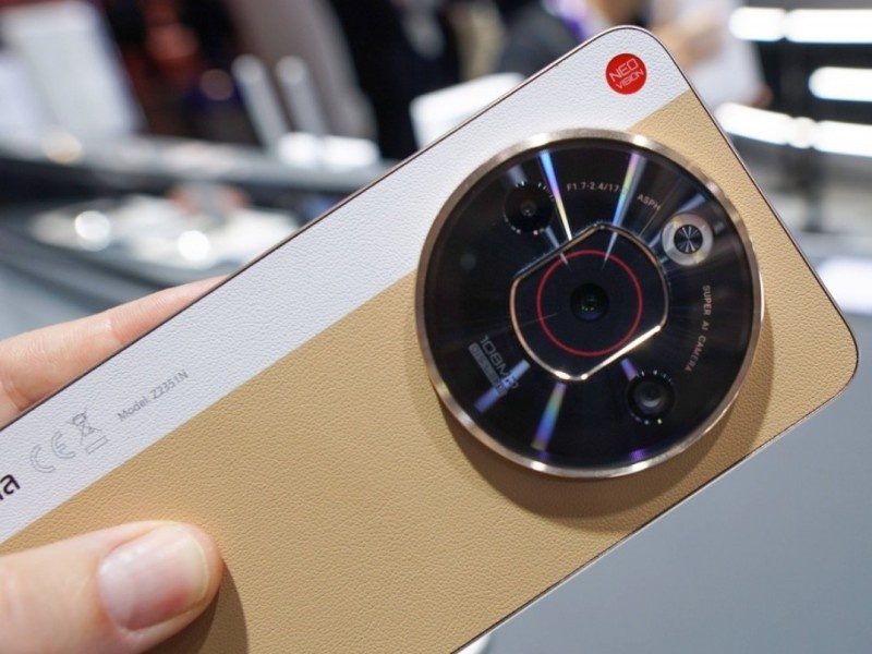    Бюджетный смартфон Nubia Focus 2 показали «вживую» [ФОТО]