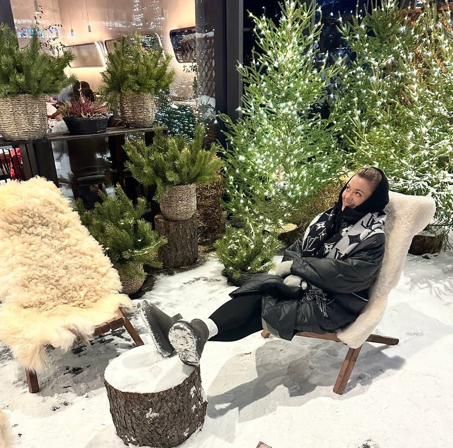 На фото: 
ведущая прогноза погоды на канале "Россия 1" Виктория Черникова
