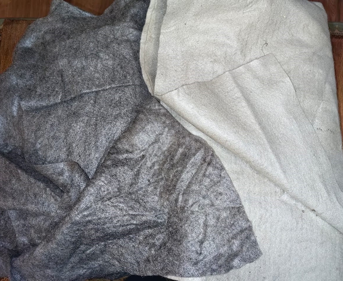 Полотно бывает разных цветов. Фото Натальи Мироновой