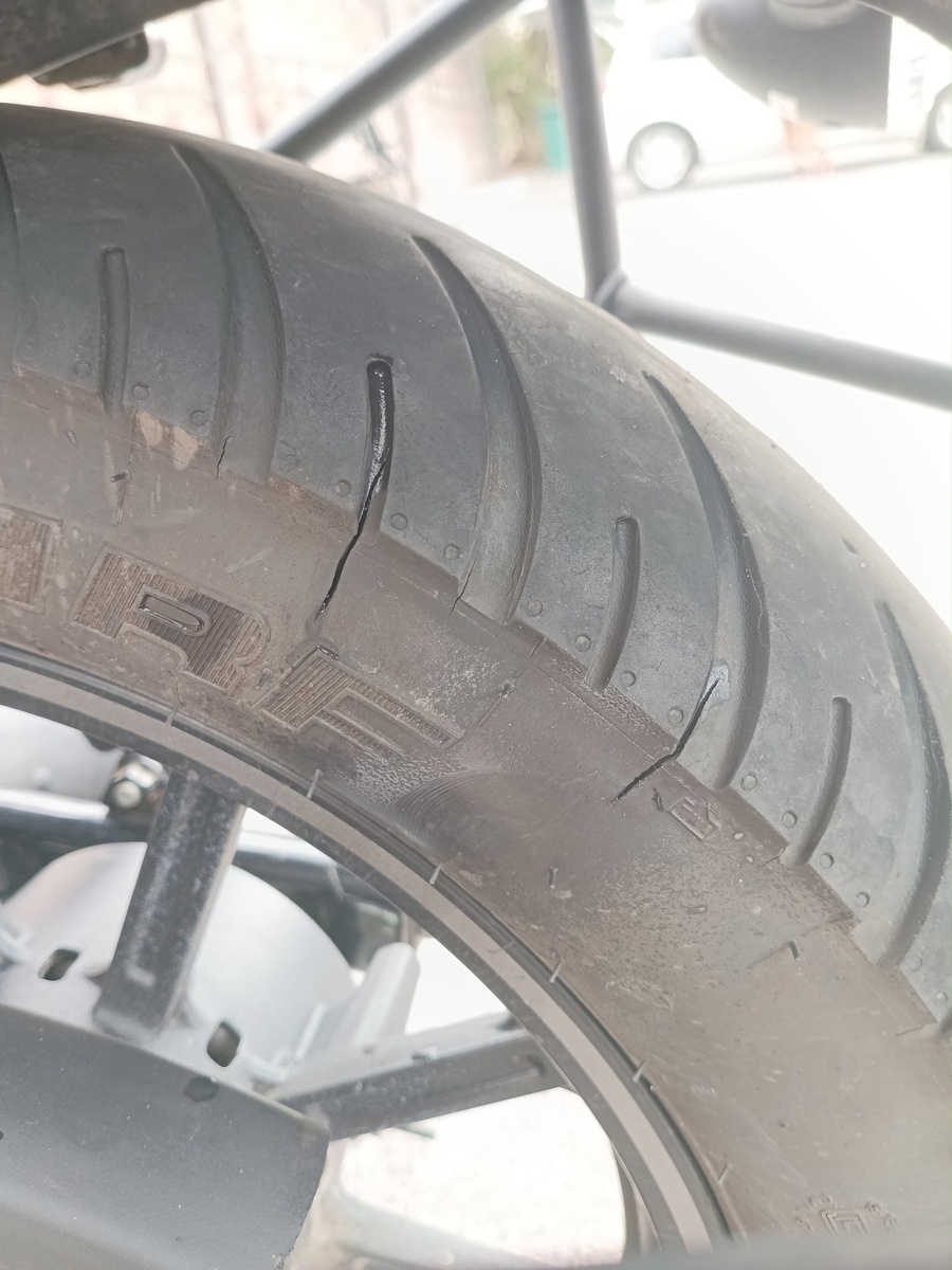 Найти другую покрышку на замену не получилось