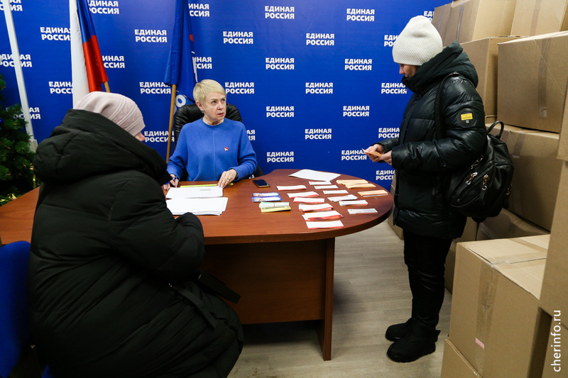    Детям вручат сладости и бесплатные билеты на мероприятия в городских учреждениях культуры.